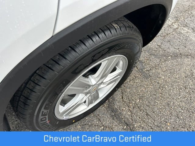 Used 2020 Chevrolet Trax LT w/ LT Convenience Package FWD image 18