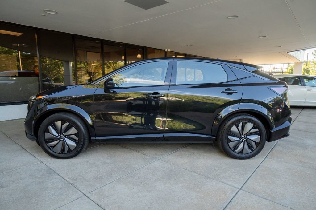 Used 2024 Nissan Ariya AWD image 4