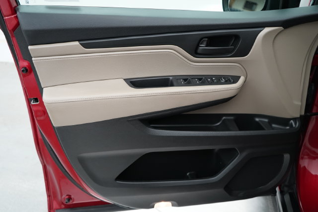 Used 2022 Honda Odyssey EX image 9
