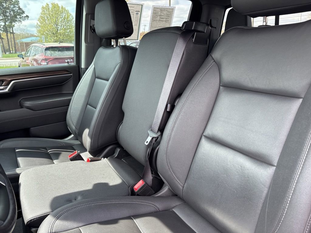 Used 2022 Chevrolet Silverado 1500 LT w/ All Star Edition Plus image 26