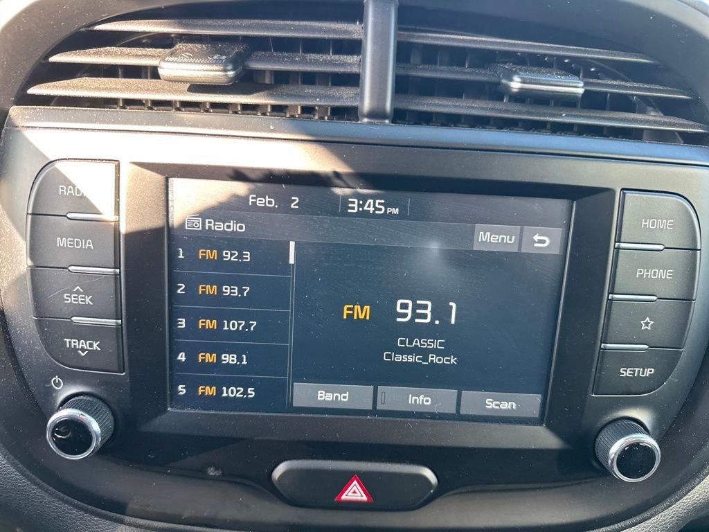 Used 2021 Kia Soul LX image 18