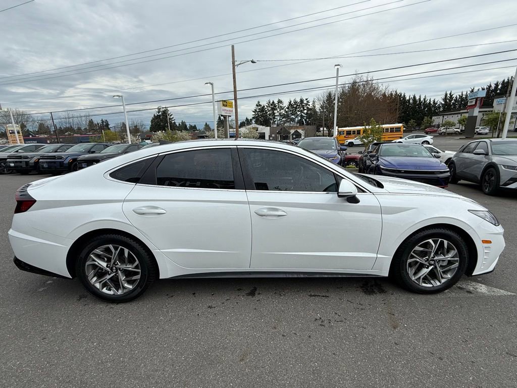 Certified 2021 Hyundai Sonata SEL w/ Convenience Package FWD image 6