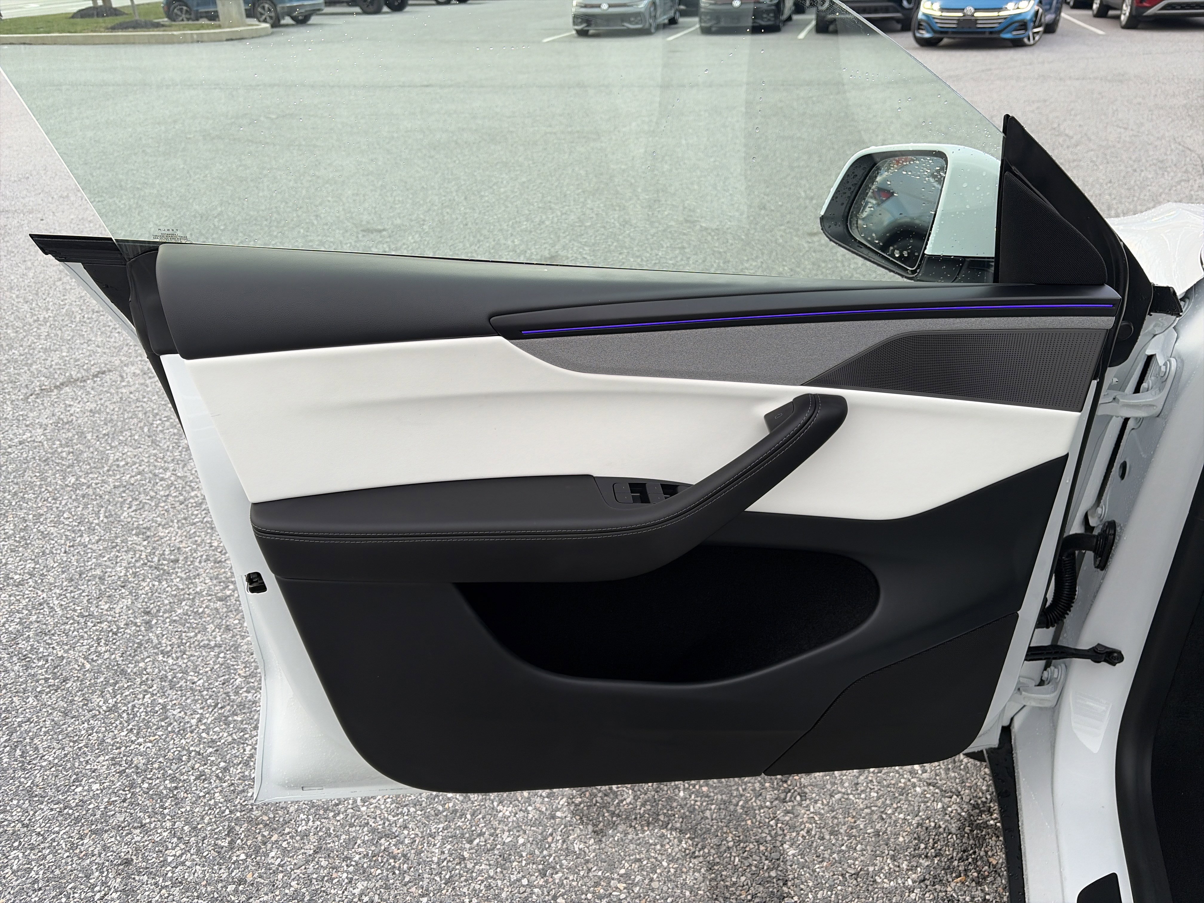 Used 2026 Tesla Model Y image 14