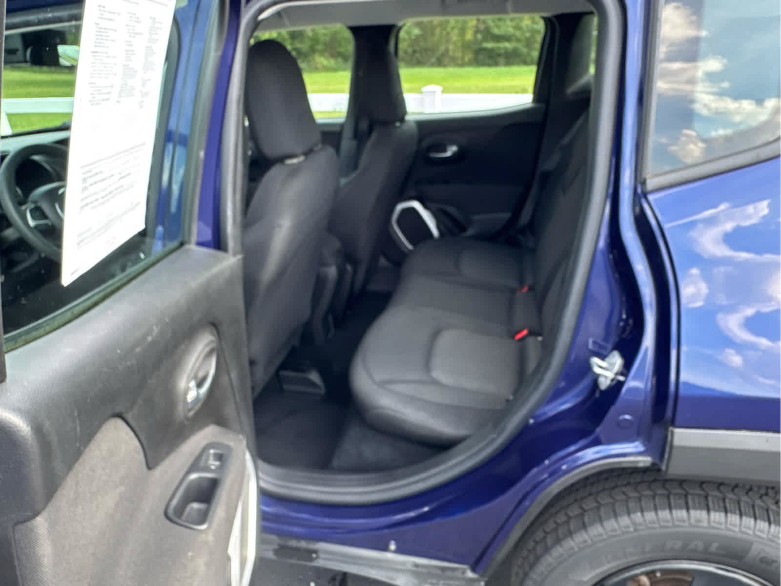 Used 2018 Jeep Renegade Sport w/ Power & Air Group AWD/4WD image 17