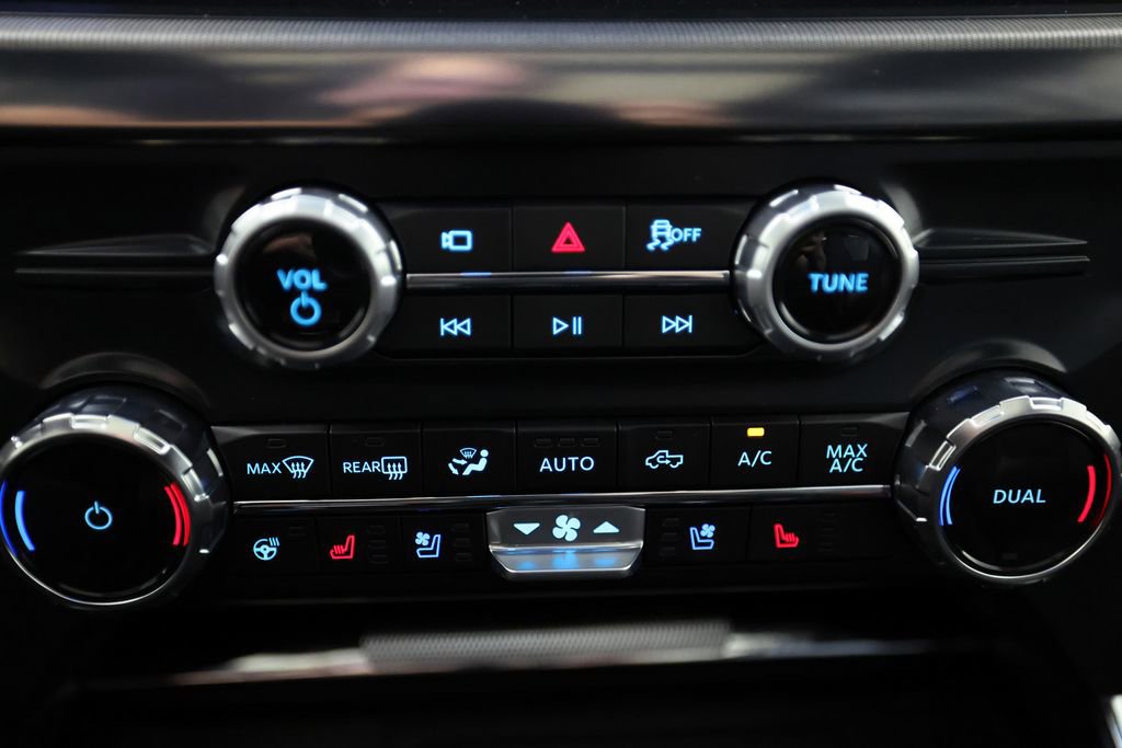 Used 2025 Ford F150 Raptor AWD/4WD image 28