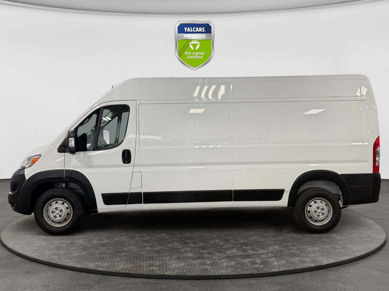 Used 2023 RAM ProMaster 2500 w/ Interior LED Lighting Group FWD image 2