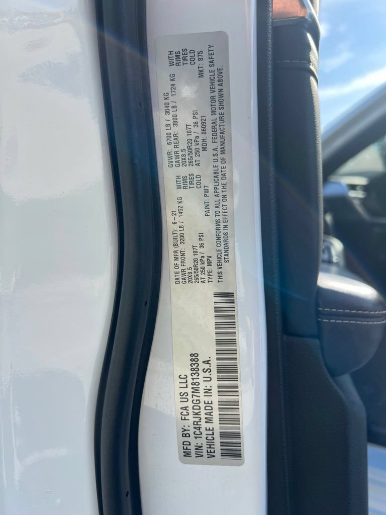 Certified 2021 Jeep Grand Cherokee L Overland w/ Luxury Tech Group IV AWD/4WD image 33