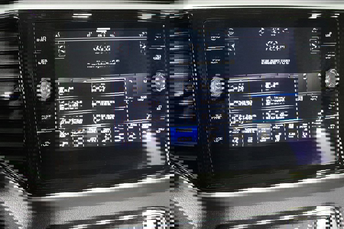 Used 2023 Volkswagen Atlas SE w/ Panoramic Sunroof Package image 23