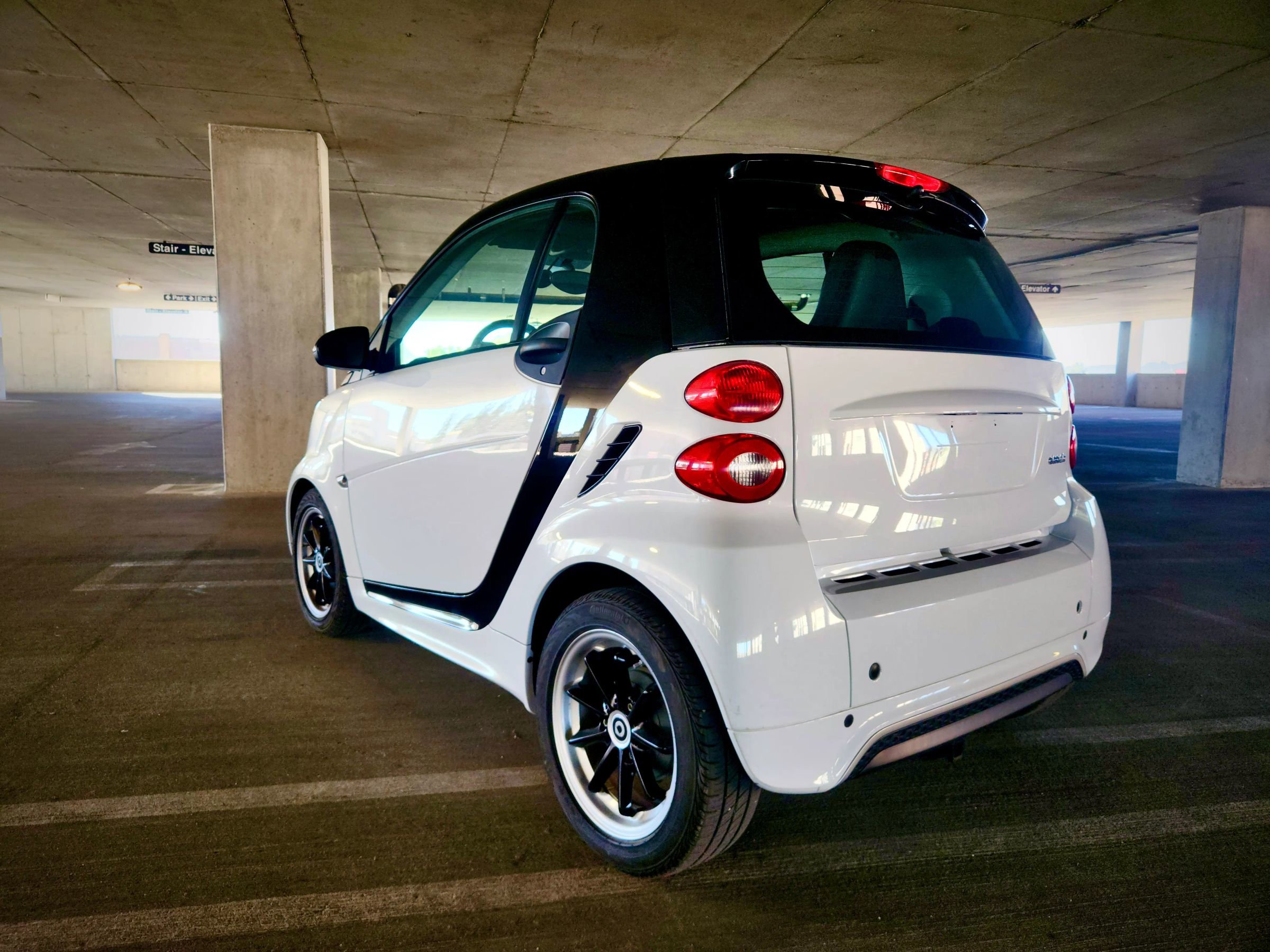 Used 2014 smart fortwo electric drive image 3