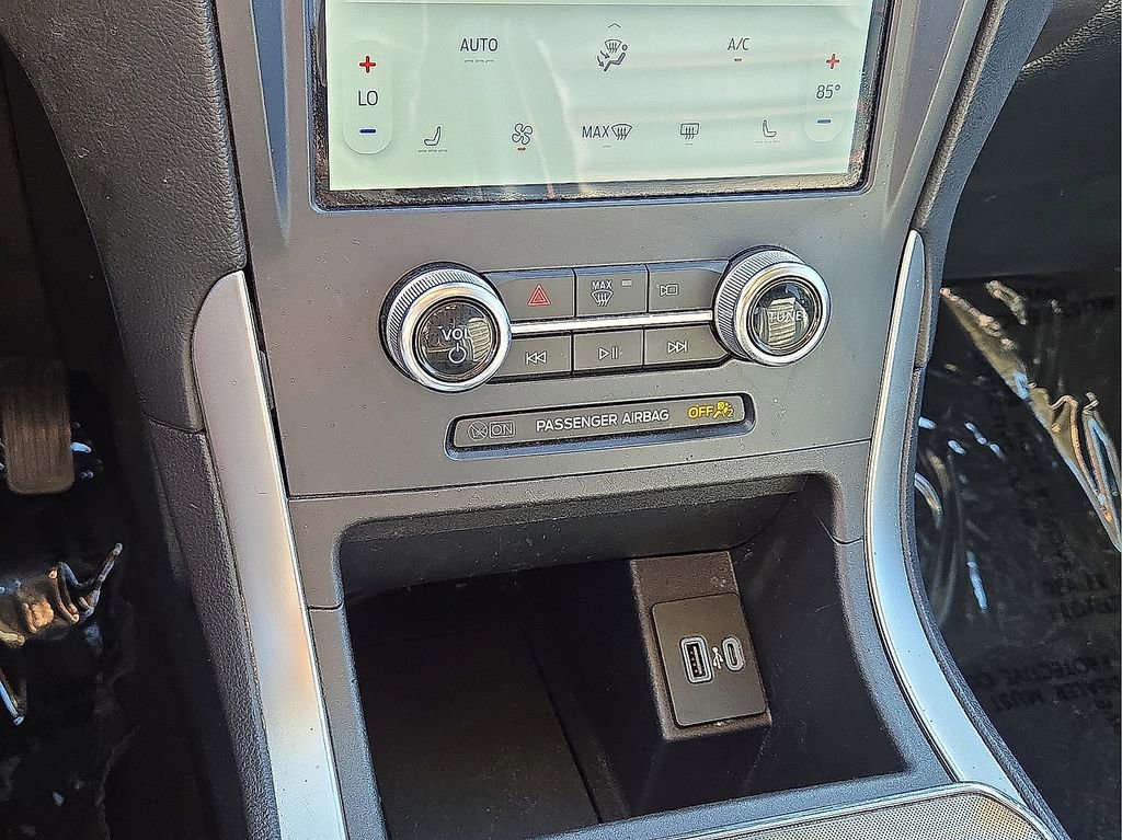 Used 2023 Ford Edge SEL w/ Sport Appearance Package image 23