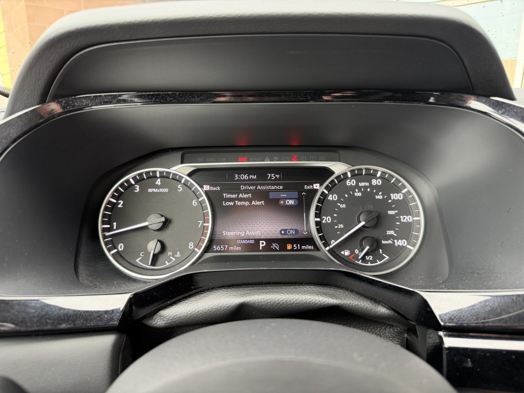 Used 2025 Nissan Pathfinder SV FWD image 19