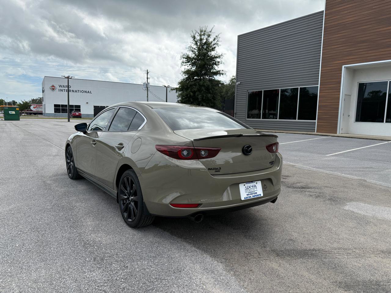 Used 2024 MAZDA MAZDA3 s image 6