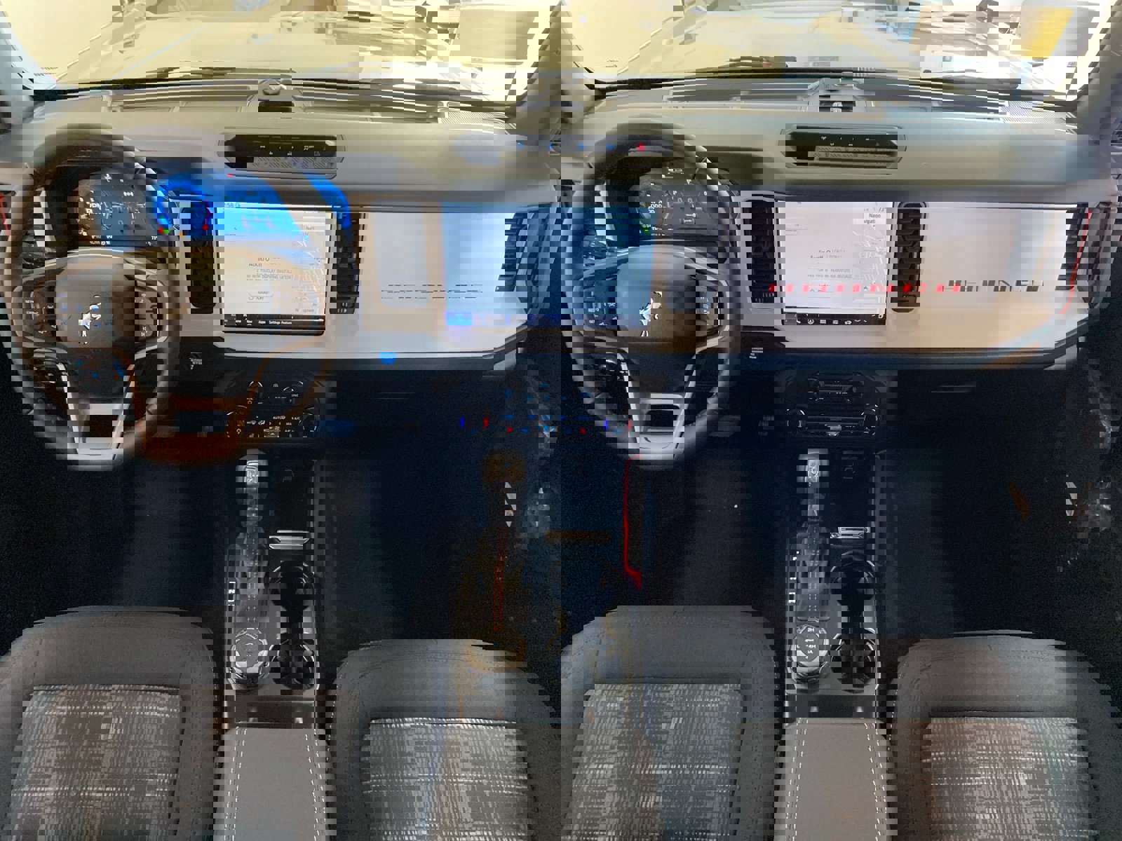 New 2026 Ford Bronco Heritage Edition AWD/4WD image 17