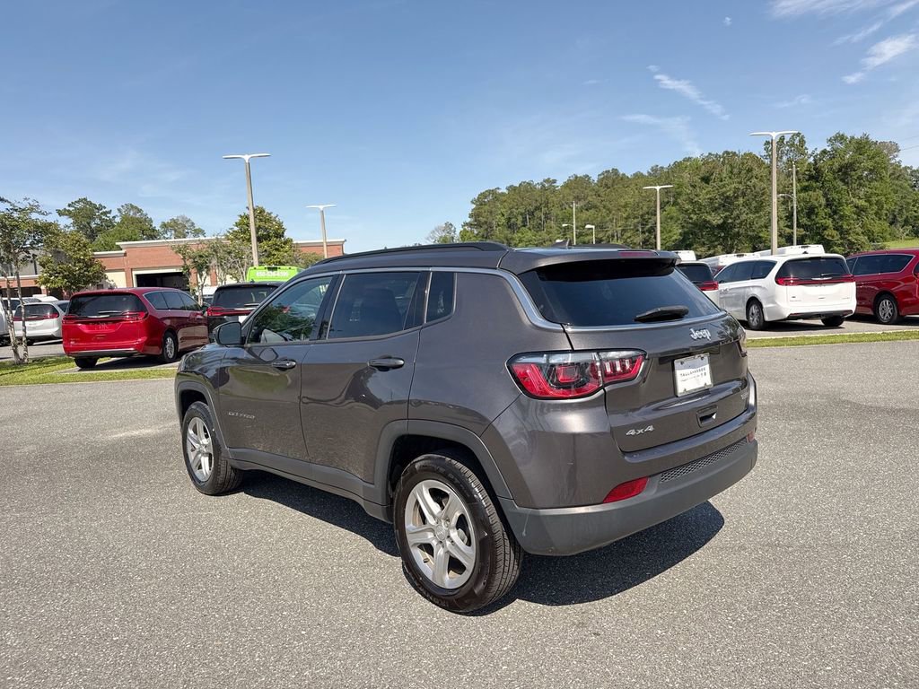 Used 2024 Jeep Compass Latitude AWD/4WD image 7