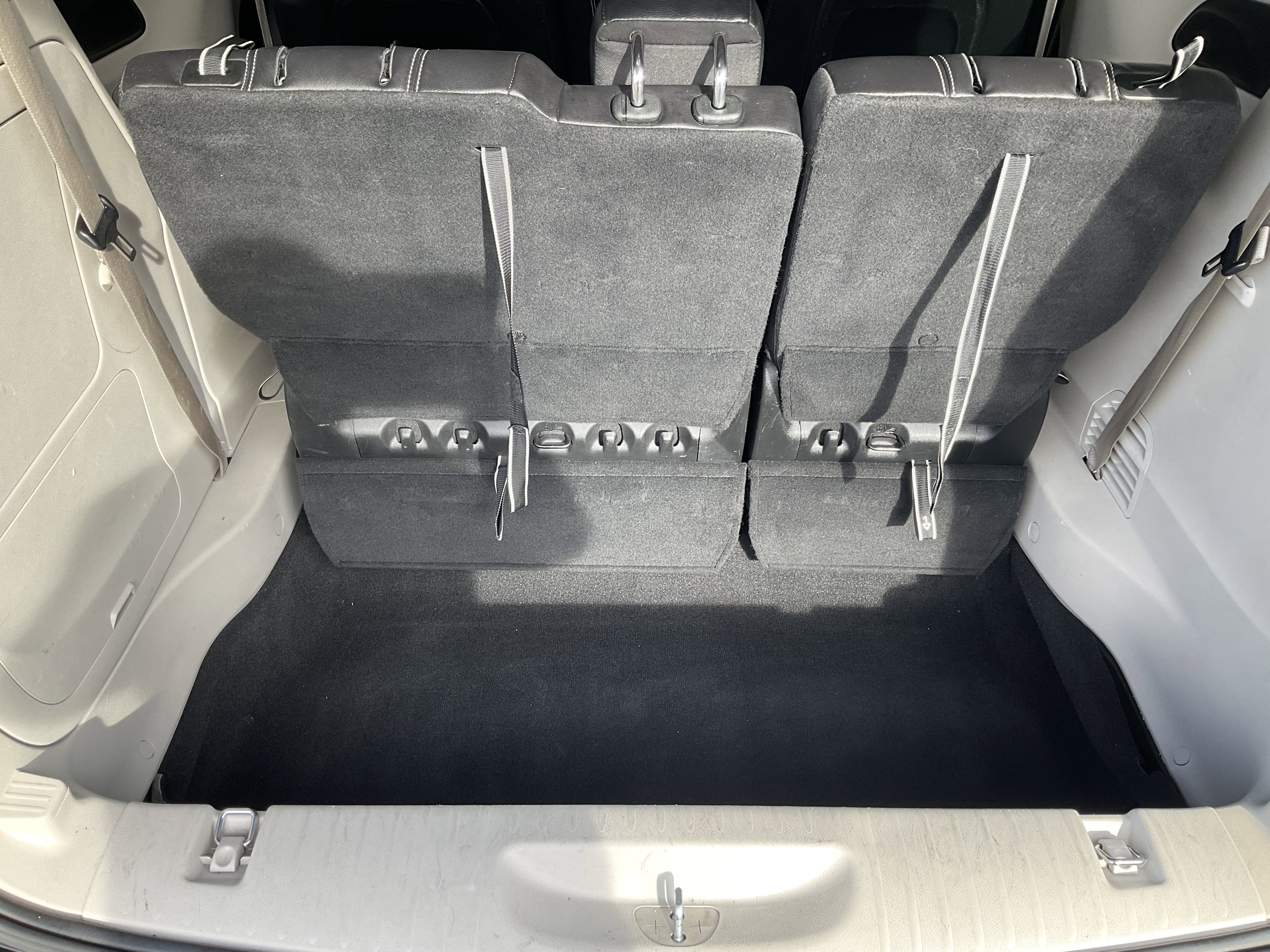 Used 2022 Chrysler Pacifica Touring-L FWD image 43