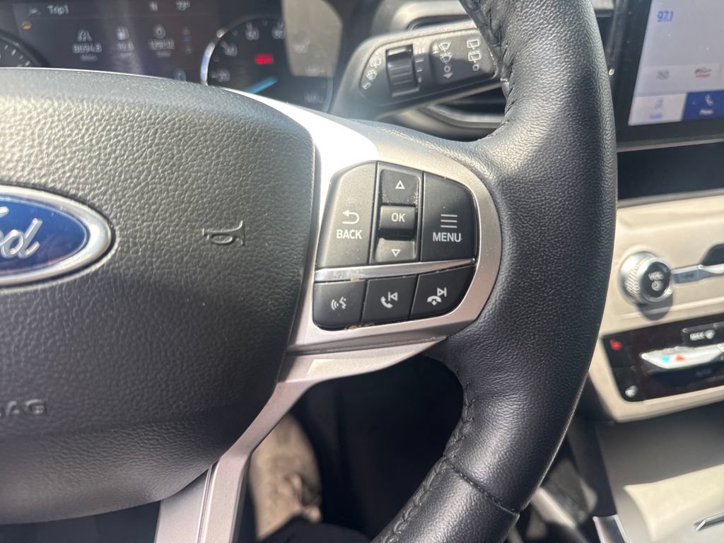 Used 2023 Ford Explorer XLT w/ Equipment Group 202A AWD/4WD image 33