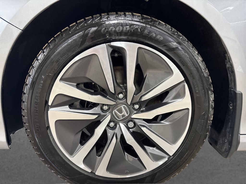 Used 2018 Honda Accord Hybrid image 12