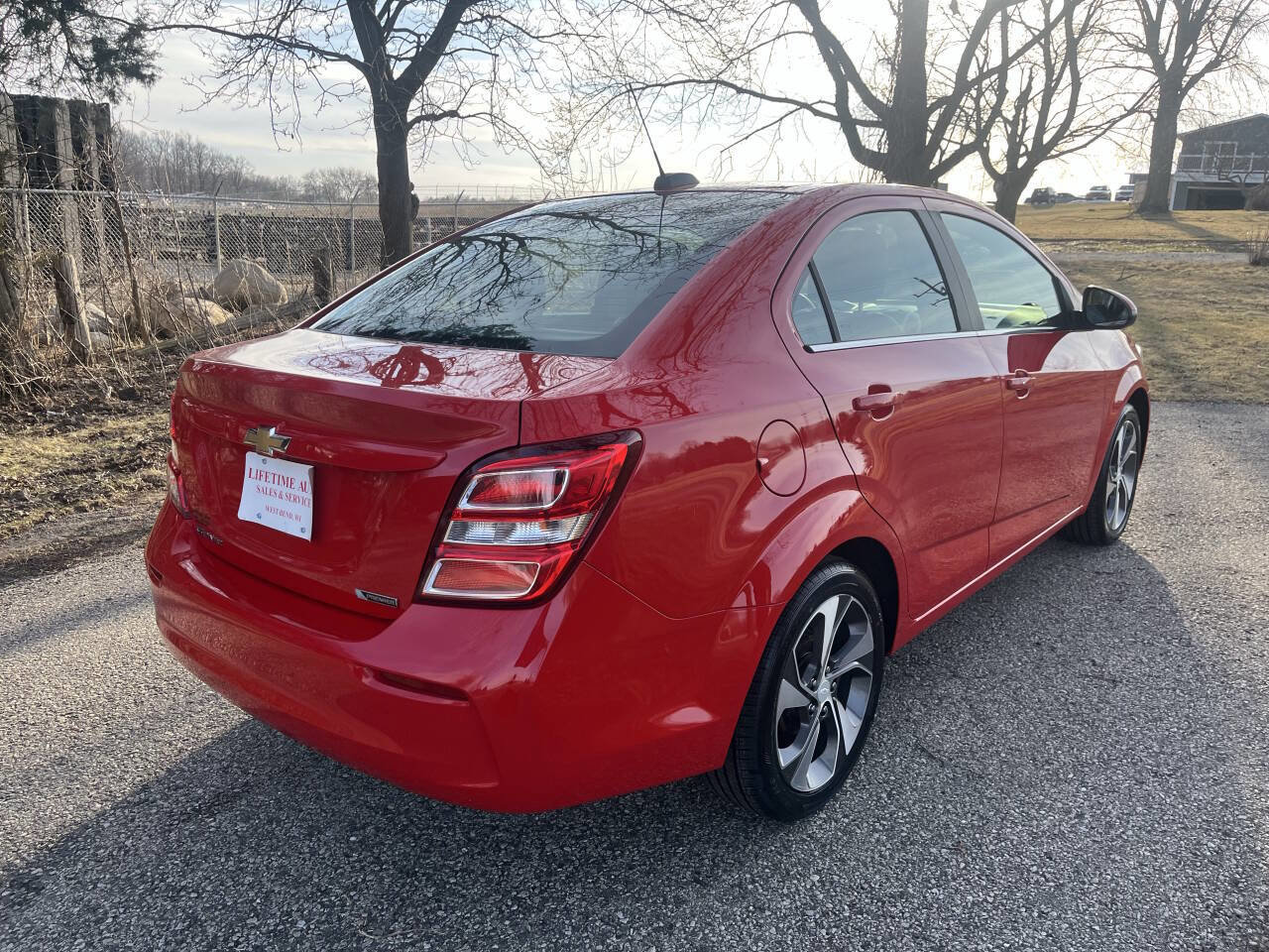 Used 2020 Chevrolet Sonic Premier FWD image 5