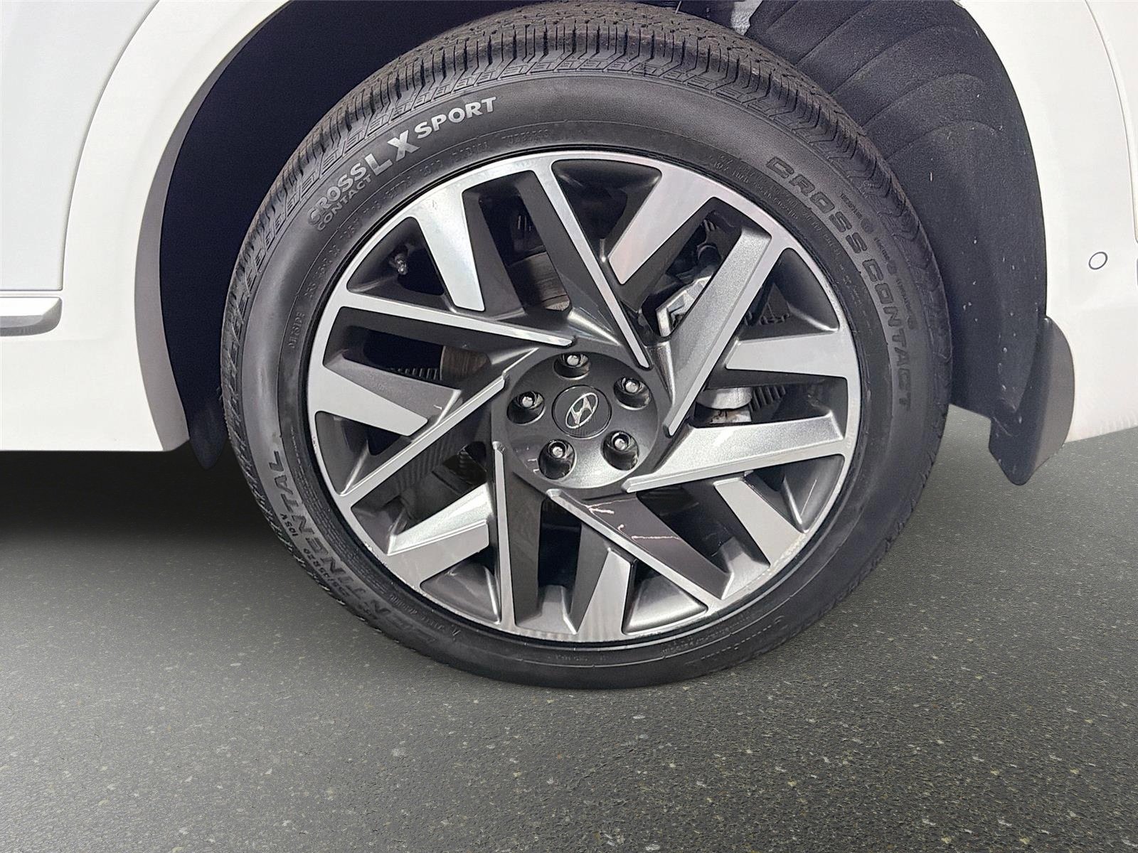 Certified 2023 Hyundai Santa Fe Calligraphy FWD image 29