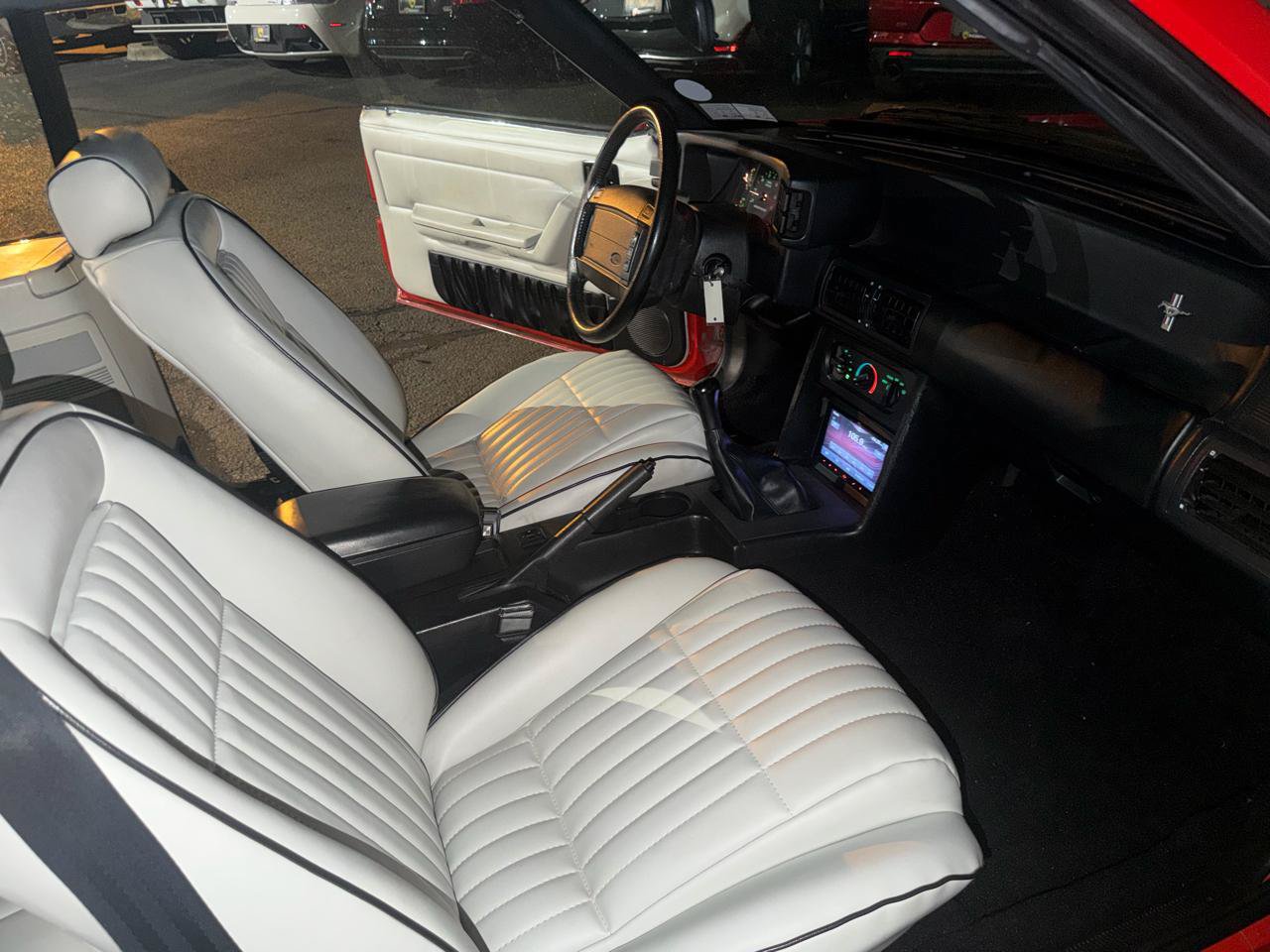 Used 1992 Ford Mustang LX RWD image 12