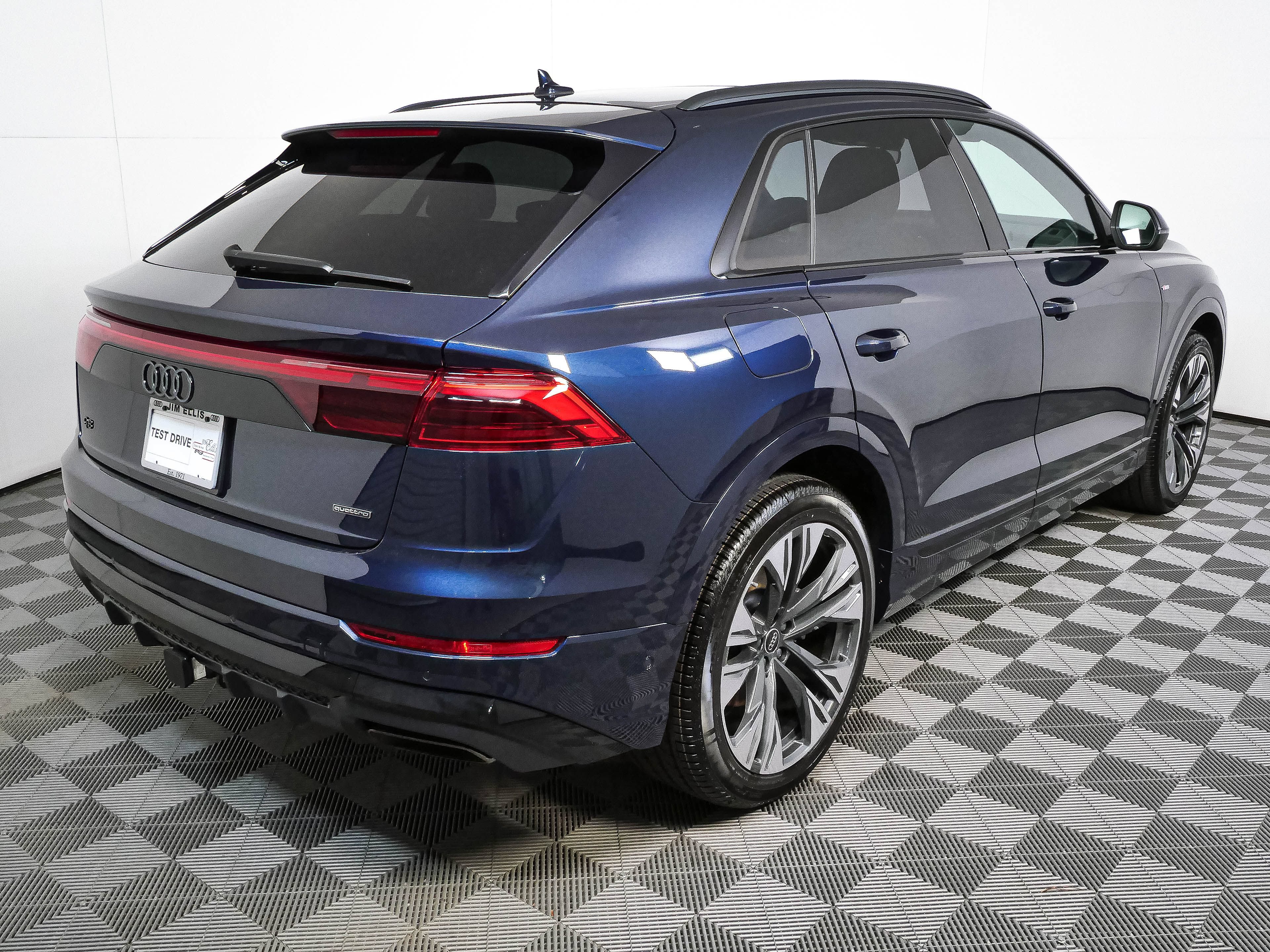 New 2026 Audi Q8 Premium Plus w/ Premium Plus Package AWD/4WD image 3