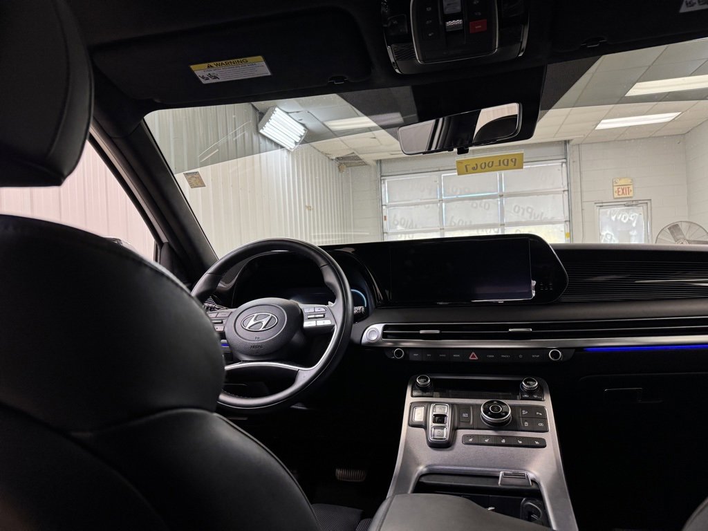 Used 2023 Hyundai Palisade Calligraphy image 23