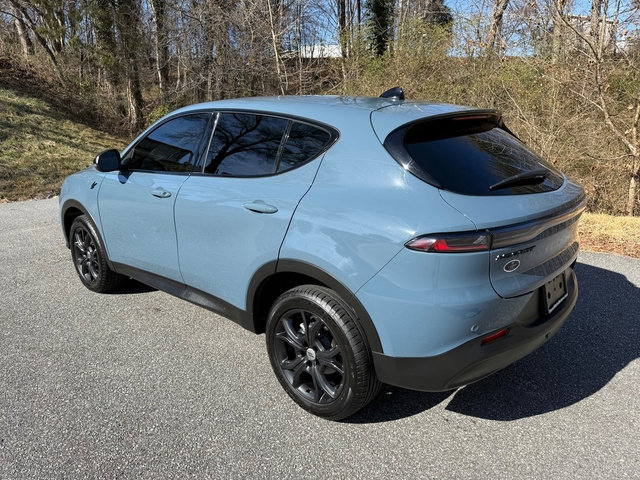 Used 2024 Dodge Hornet GT w/ GT Blacktop Package image 8