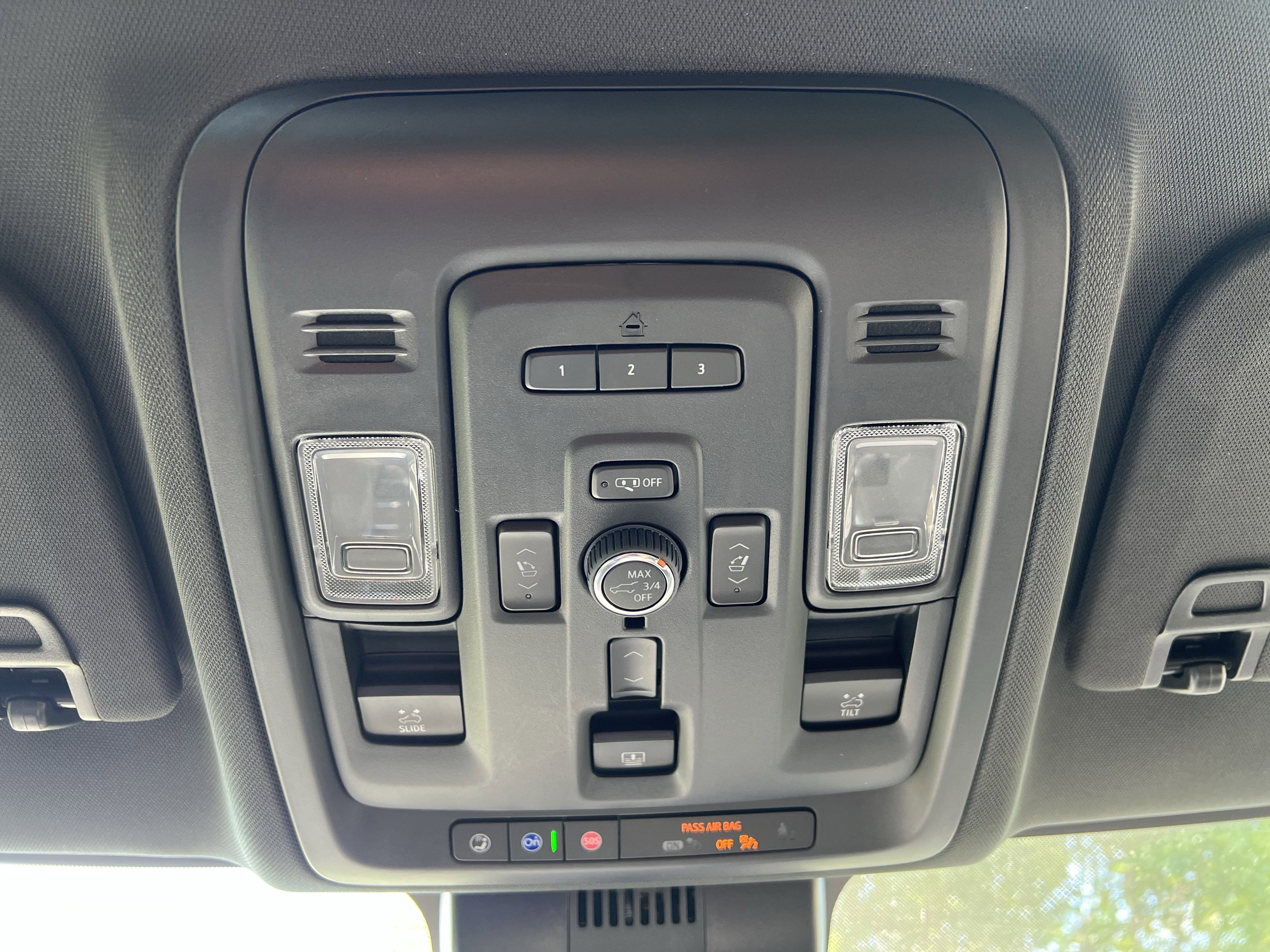 Used 2023 GMC Yukon AT4 w/ AT4 Premium Plus Package AWD/4WD image 28