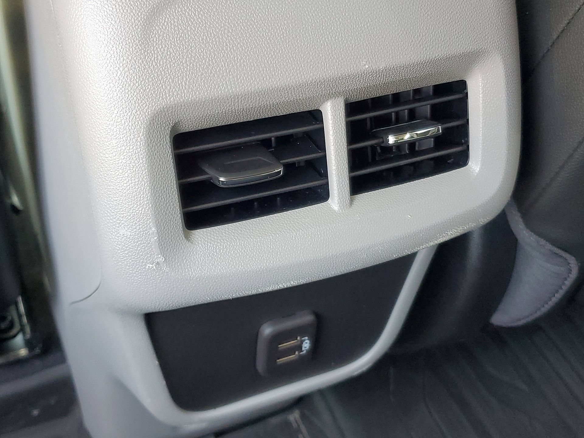 Used 2023 GMC Terrain SLT w/ LPO, Floor Liner Package FWD image 13