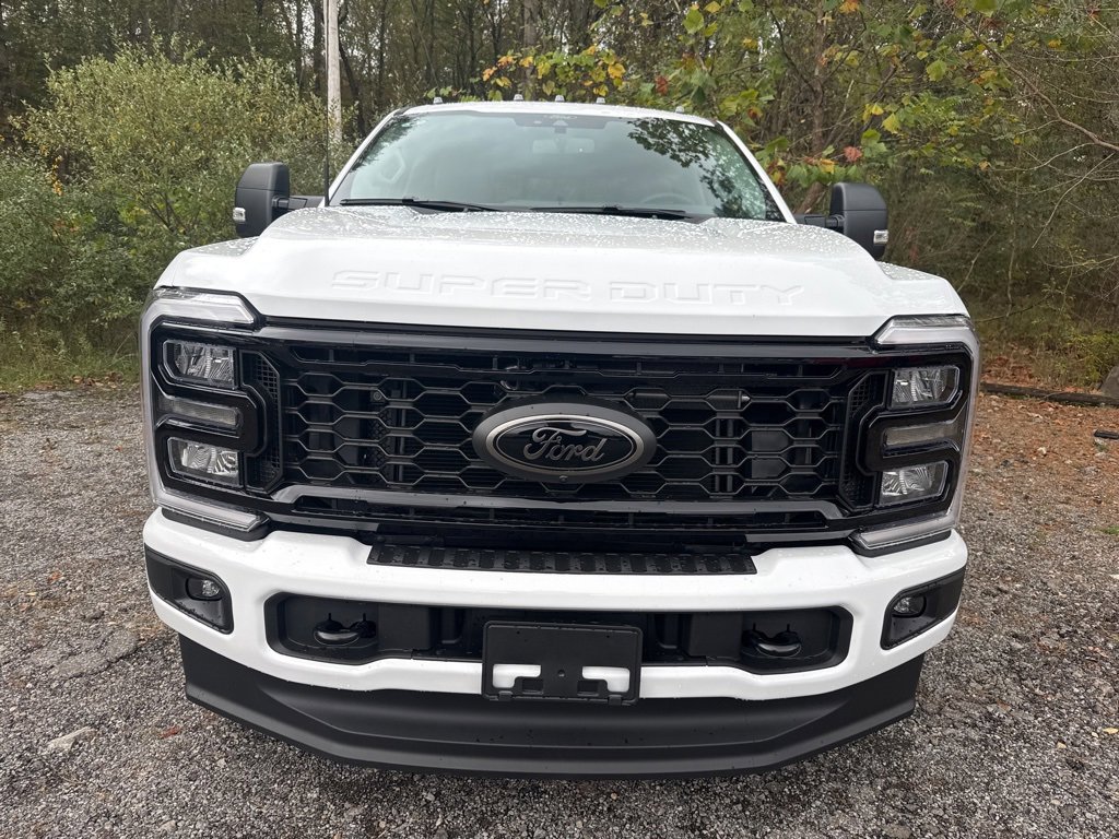 New 2026 Ford F250 XLT image 2