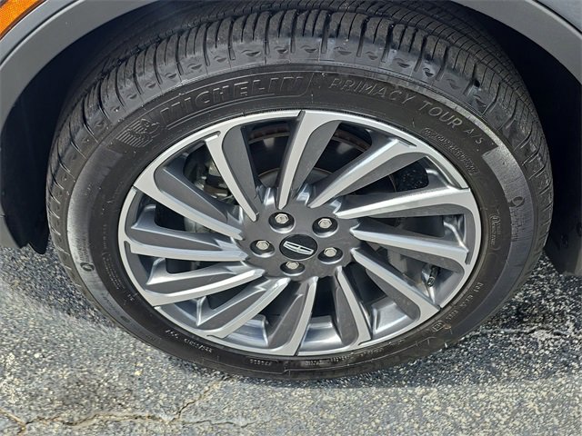 Used 2023 Lincoln Corsair Reserve image 7