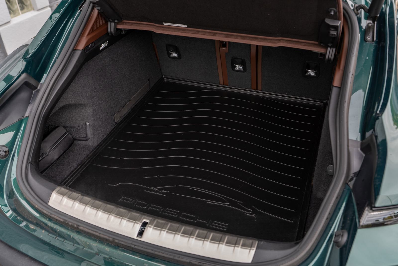 Used 2024 Porsche Taycan GTS image 38