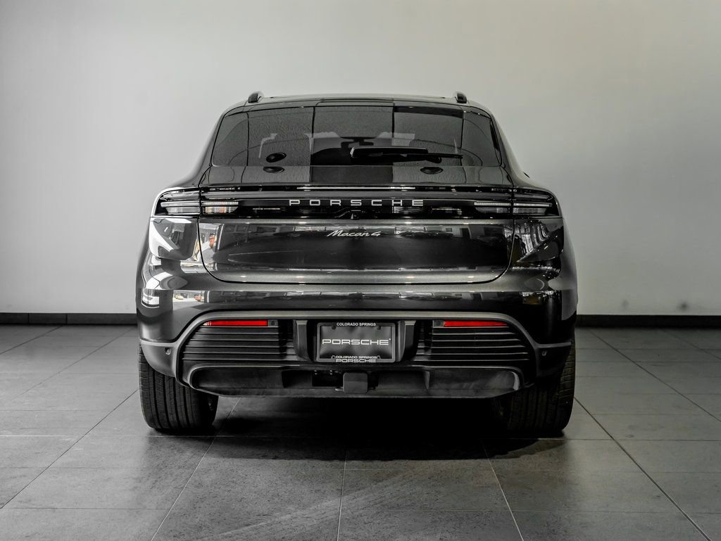 Certified 2024 Porsche Macan 4 Electric AWD/4WD image 6