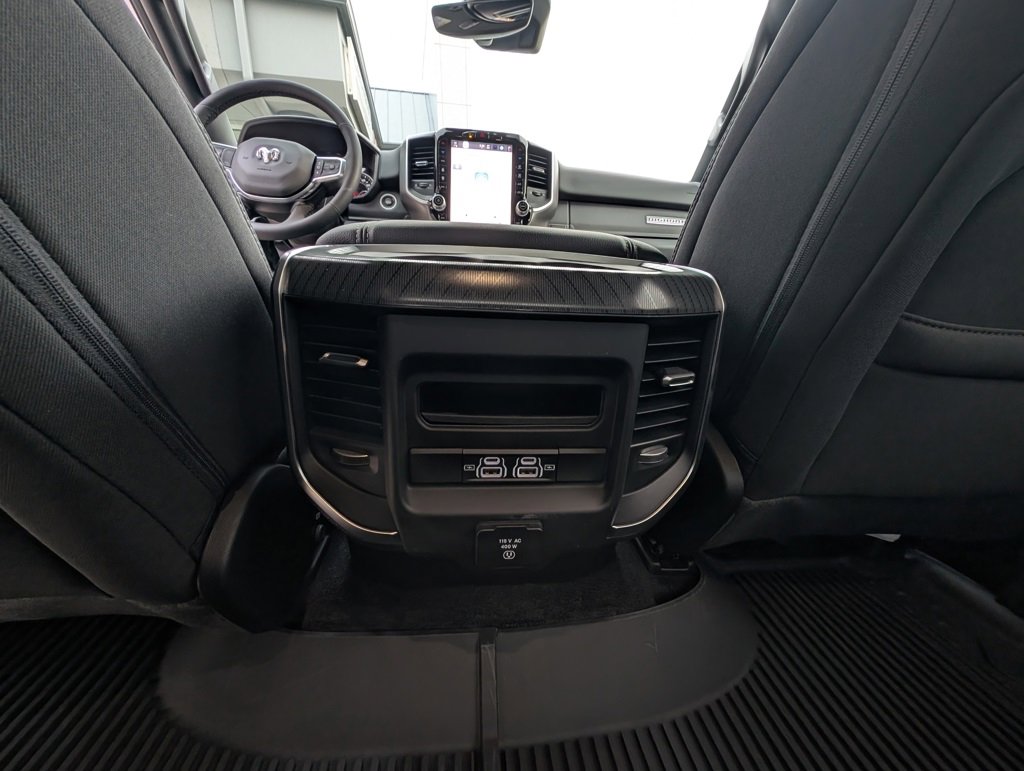 New 2026 RAM 1500 4x4 Crew Cab image 42