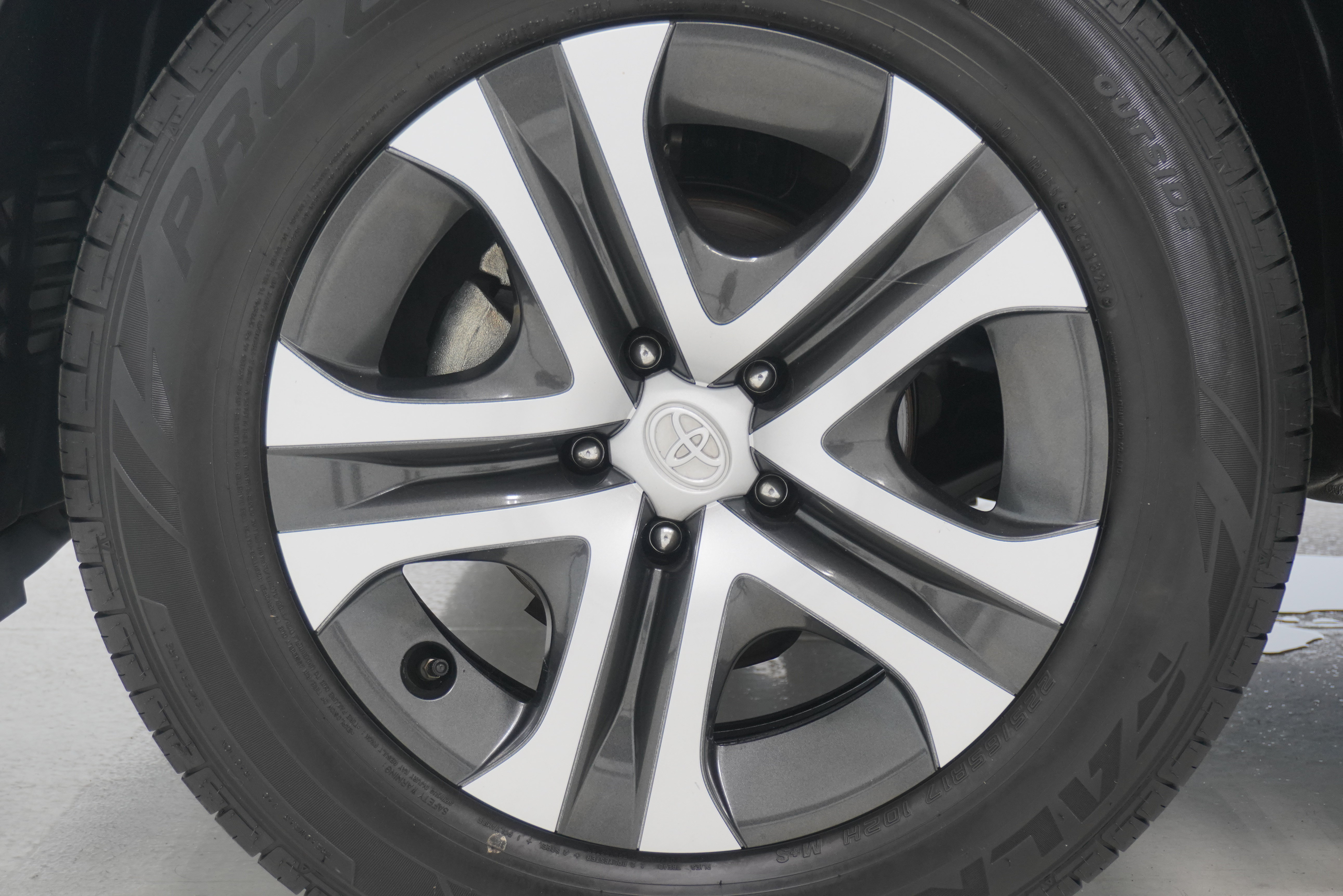 Used 2016 Toyota RAV4 LE FWD image 22