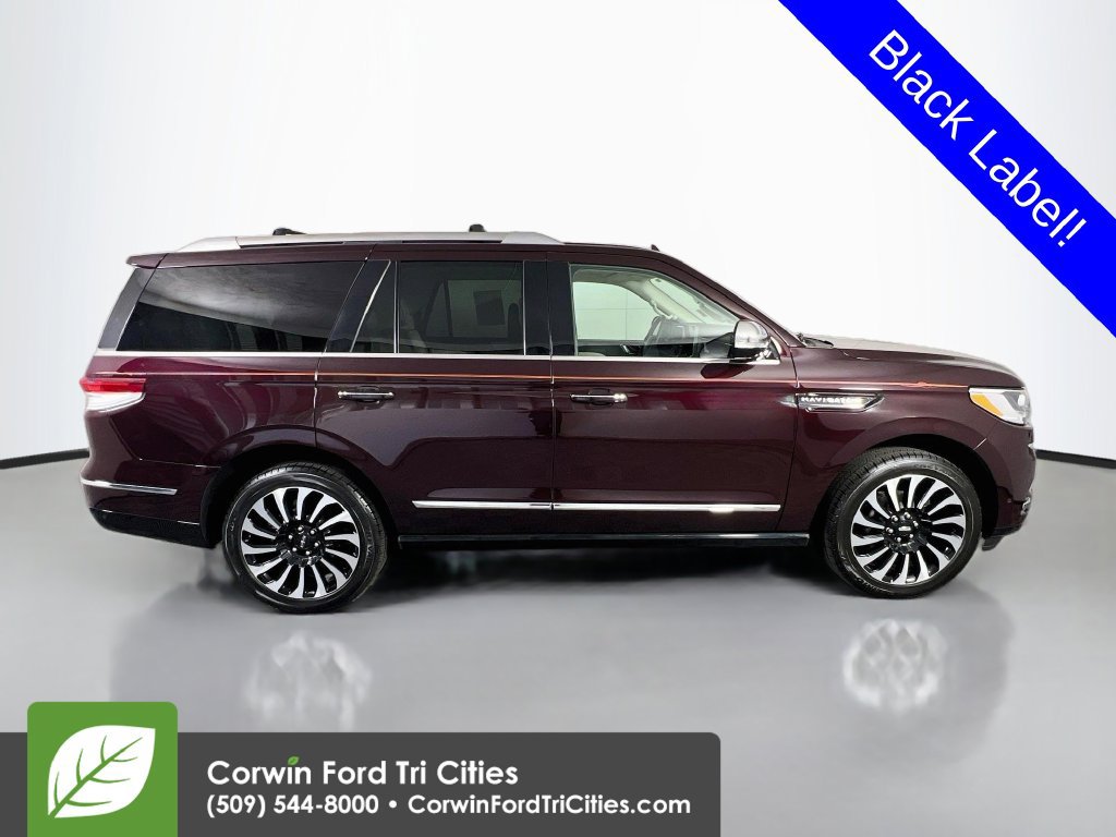 Used 2024 Lincoln Navigator Black Label AWD/4WD image 18