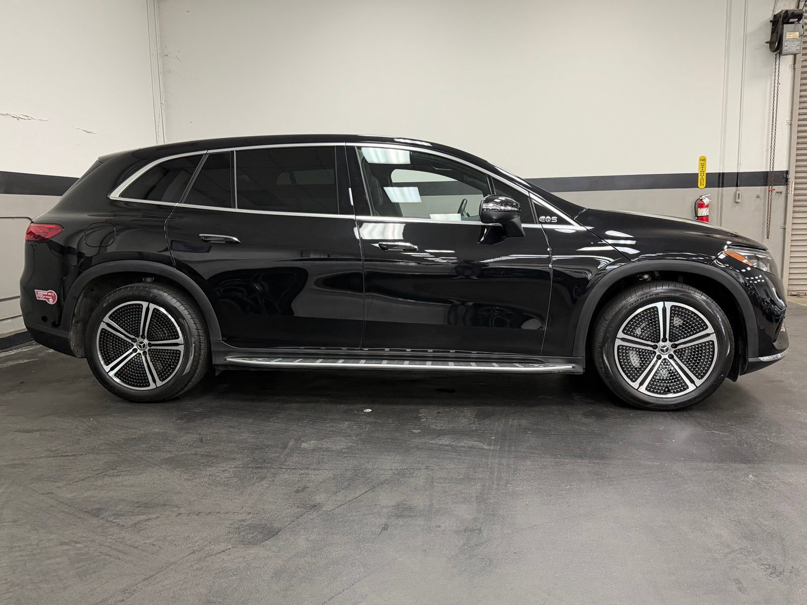 Certified 2023 Mercedes-Benz EQS 450+ 4MATIC SUV image 5