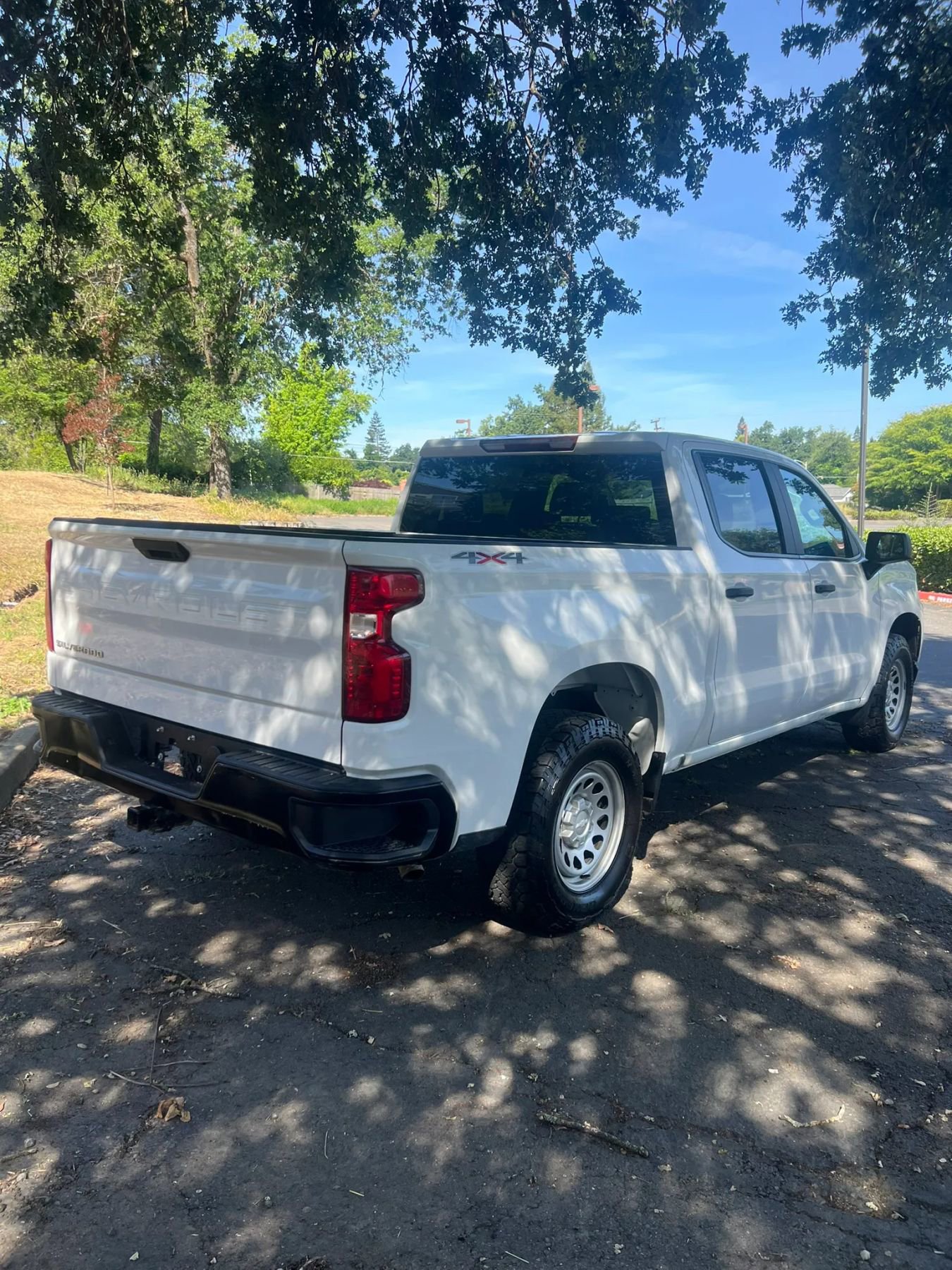 Used 2019 Chevrolet Silverado 1500 W/T w/ Trailering Package AWD/4WD image 5