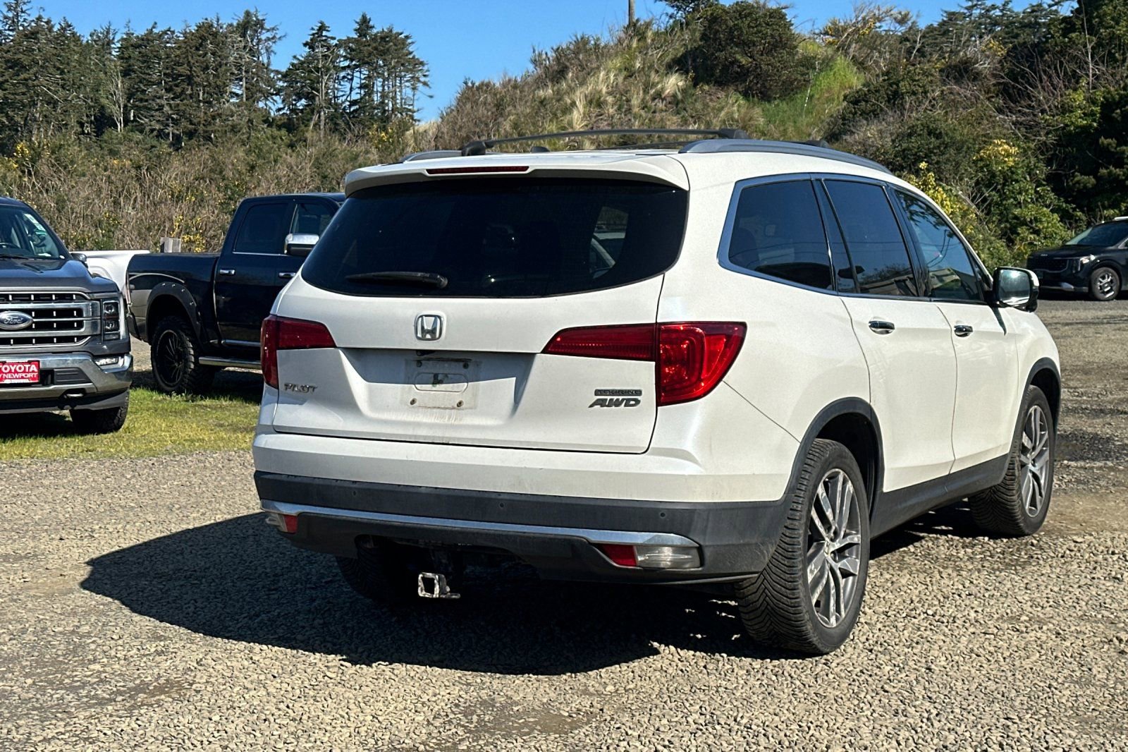 Used 2016 Honda Pilot Touring image 5