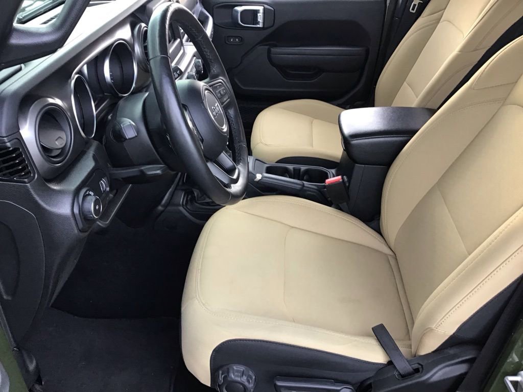 Used 2023 Jeep Wrangler Sport S image 7