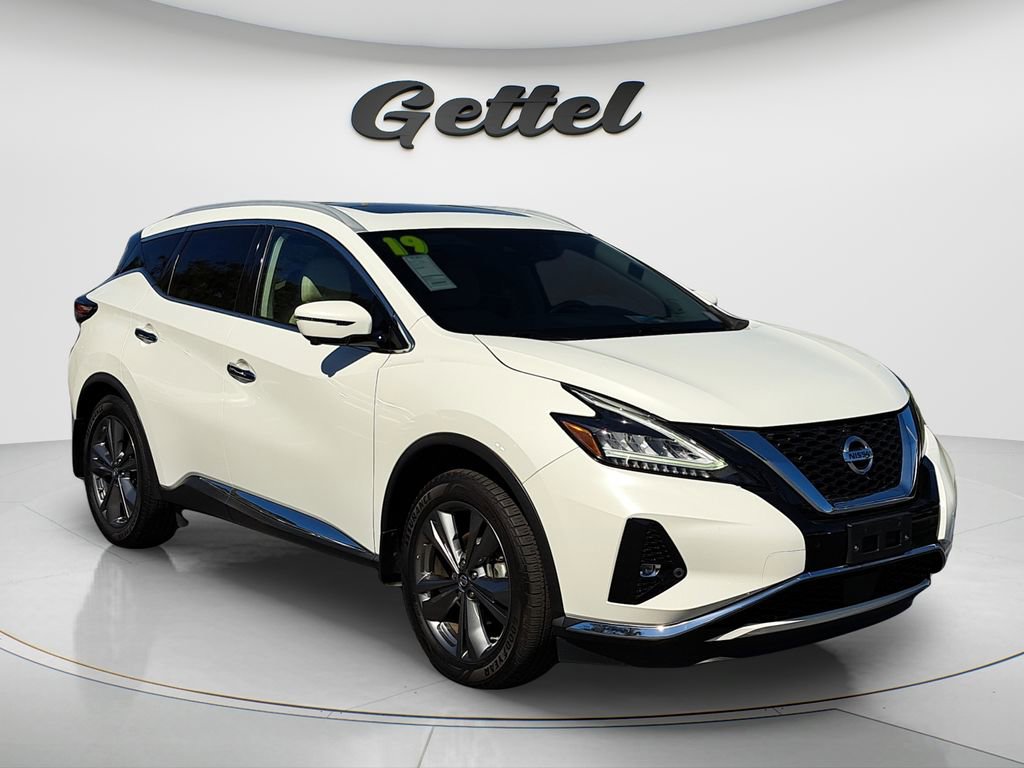 Used 2019 Nissan Murano Platinum image 2