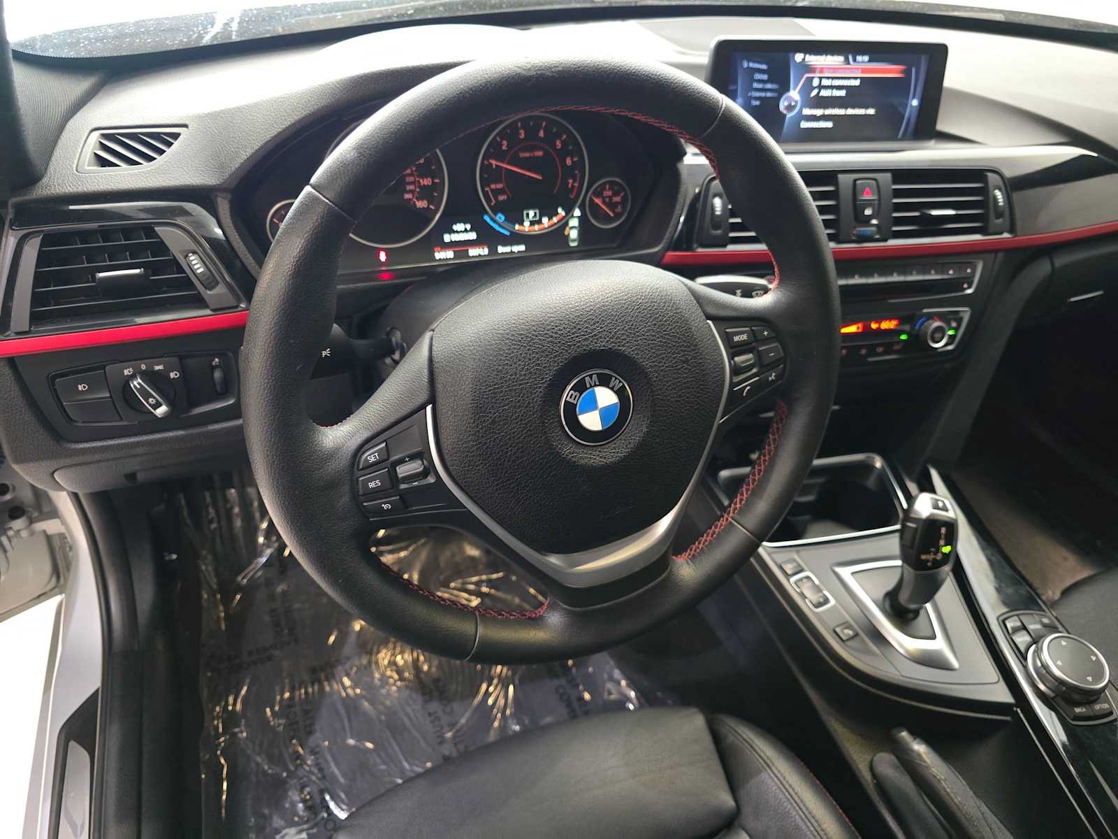 Used 2015 BMW 328i Sedan RWD image 2