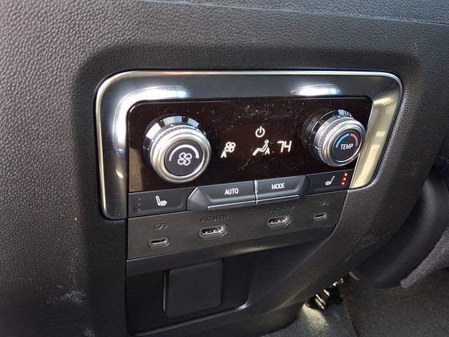 New 2026 GMC Yukon AT4 w/ AT4 Premium Plus Package AWD/4WD image 8
