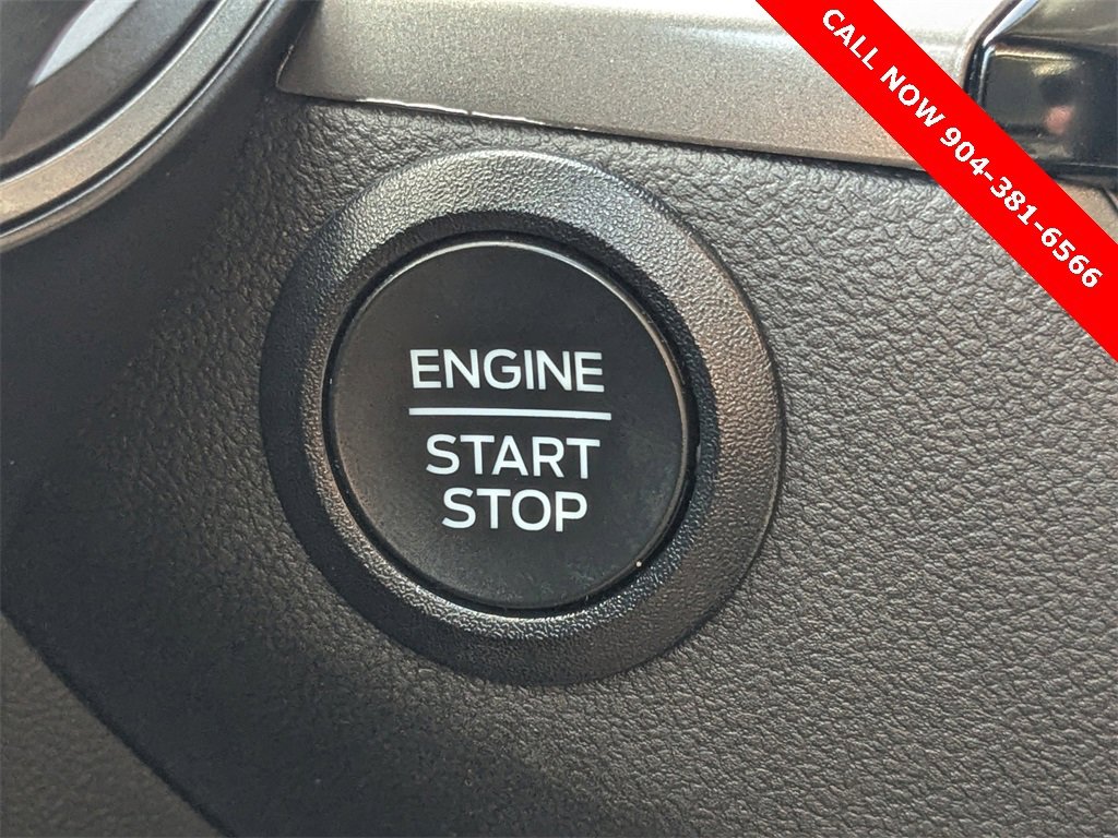 Used 2024 Ford Escape Active image 32