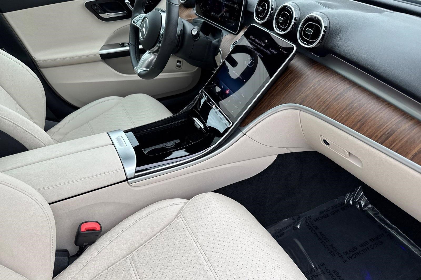 Certified 2025 Mercedes-Benz C 300 4MATIC Sedan image 32