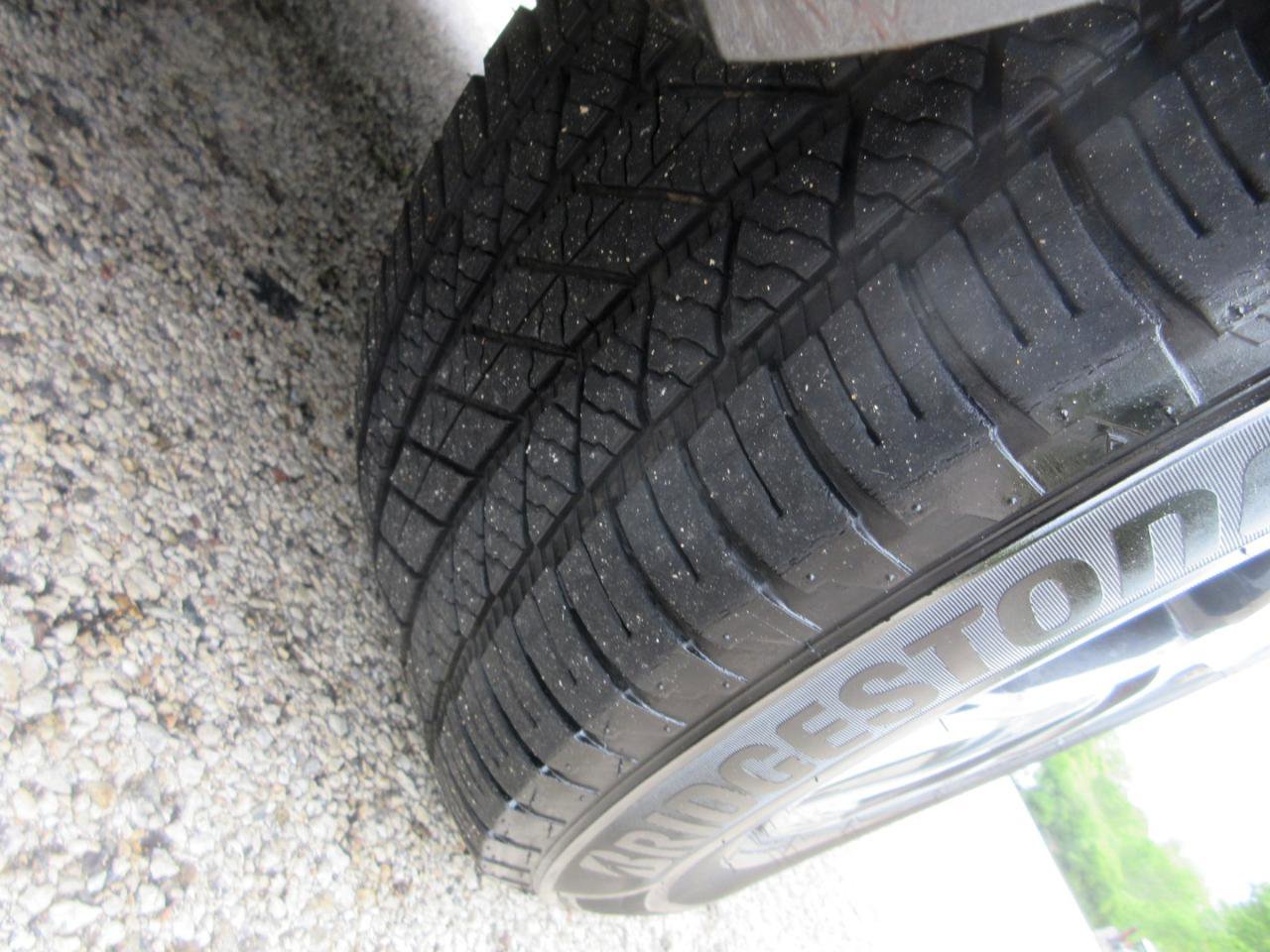 Used 2021 Toyota Highlander XLE FWD image 19