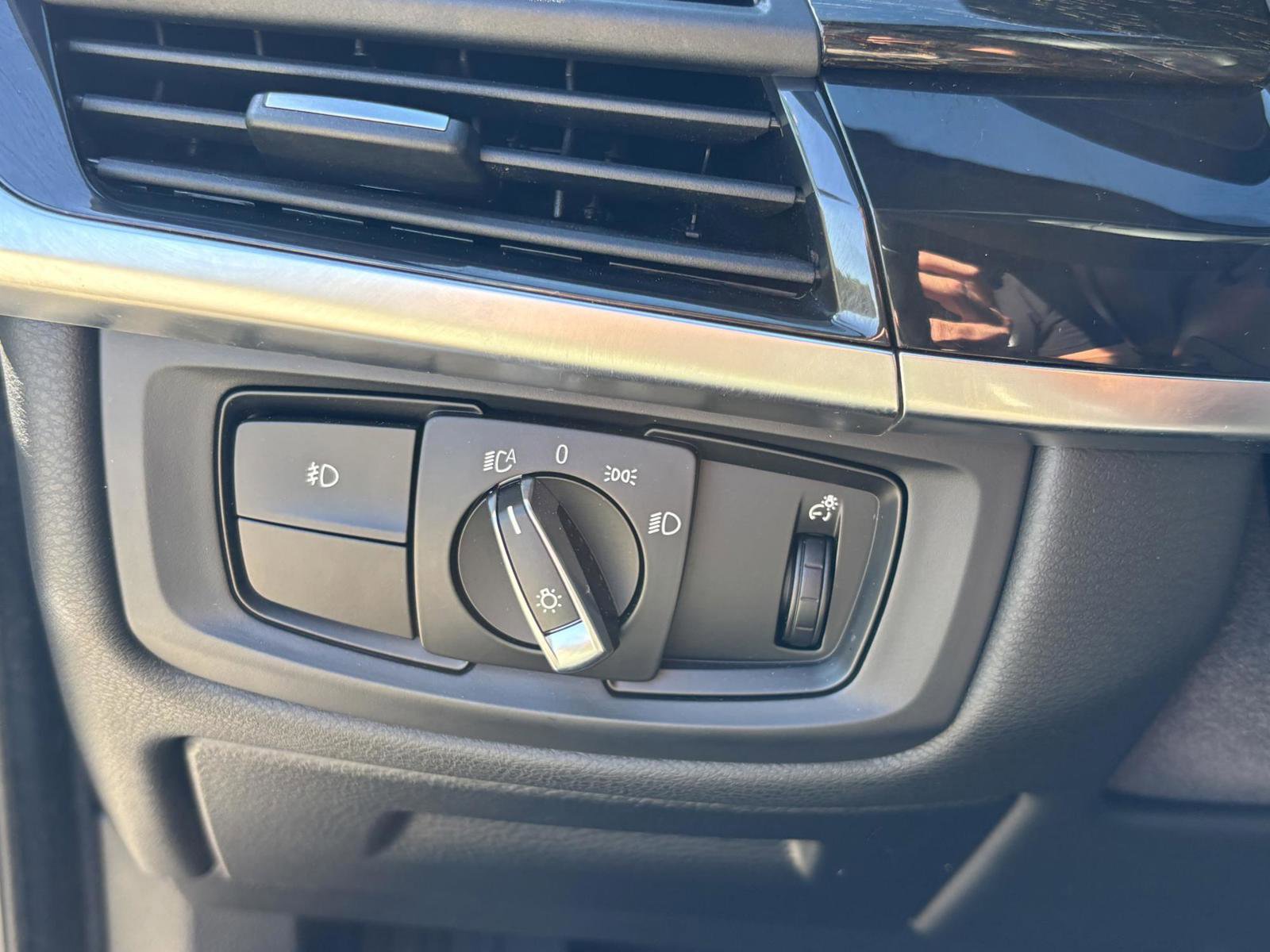 Used 2017 BMW X5 xDrive50i AWD/4WD image 24