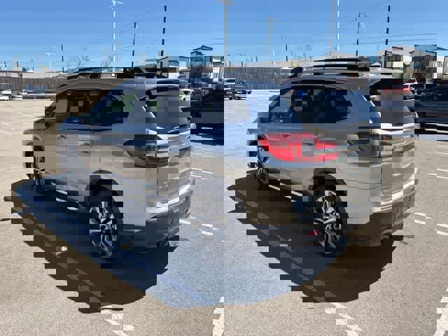 Used 2020 Subaru Ascent Limited w/ Popular Package #2A image 3