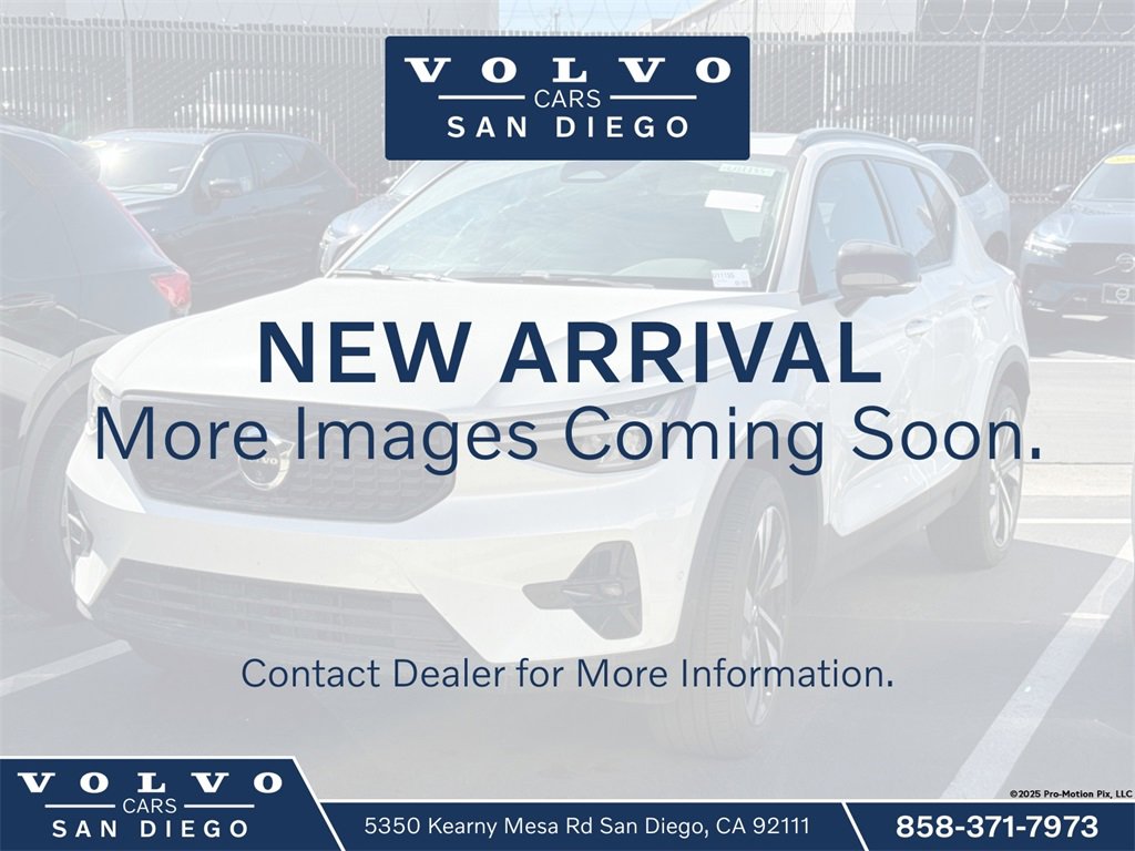 Certified 2025 Volvo XC40 B5 Plus