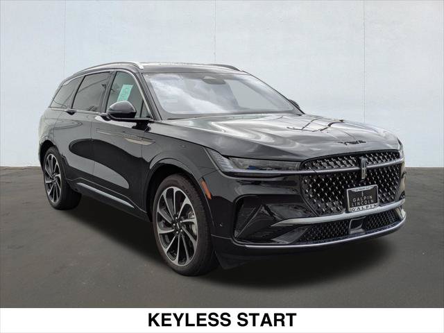 Used 2024 Lincoln Nautilus Black Label AWD/4WD image 8